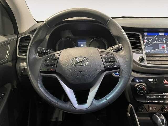 Hyundai TUCSON 2.0D 136CV 4WD Autom. XPossible - NEOPATENTATI
