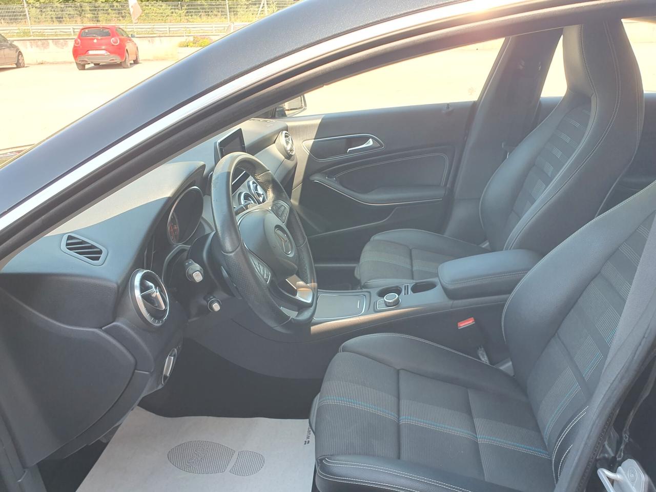 Mercedes-benz CLA 200 d Sport