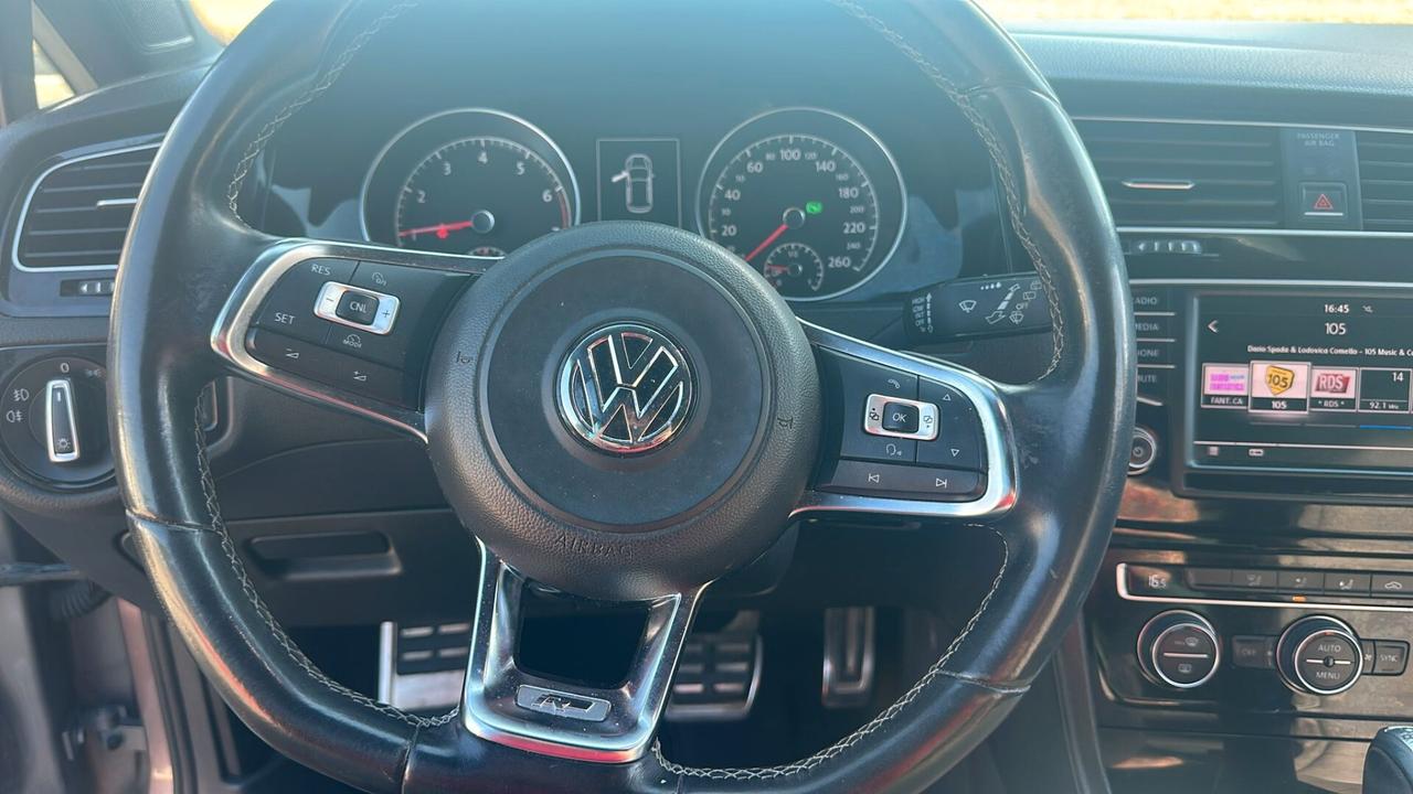 Volkswagen Golf 1.4 TSI DSG 5p. R-LINE BlueMotion Technology