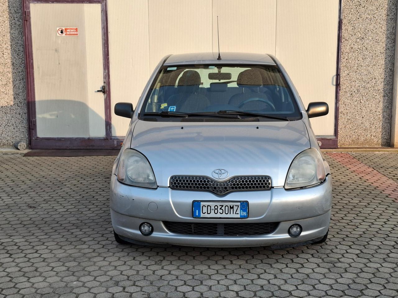Toyota Yaris 1.3 Sol *EURO 4*