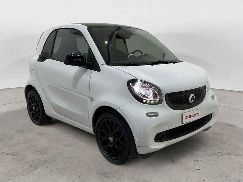 smart fortwo 70 1.0 52kW brabus style twinamic