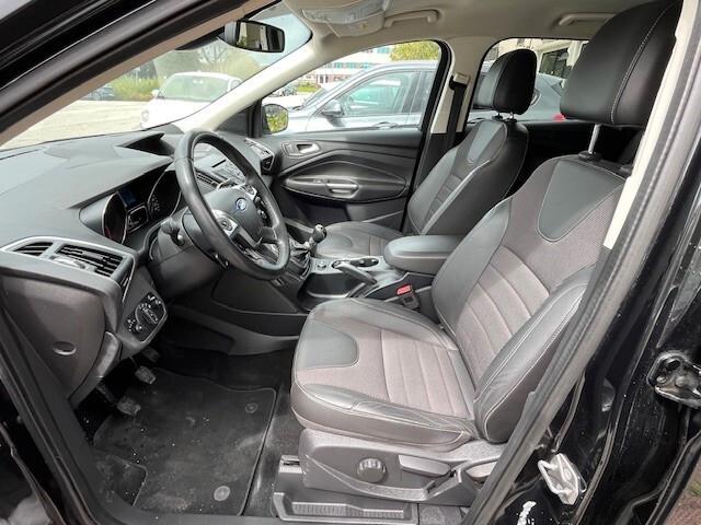 Ford Kuga 2.0 TDCI 140 CV 4WD Titanium