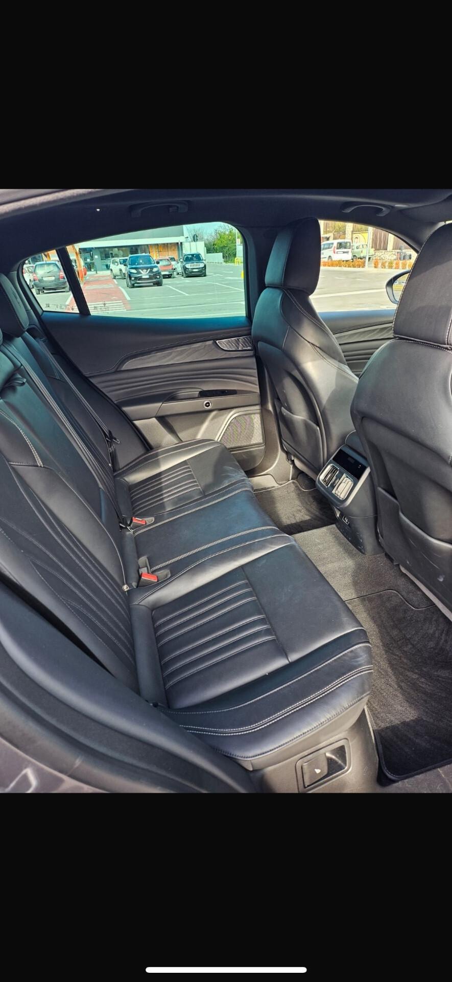 Maserati Grecale MHEV 330 CV AWD Modena