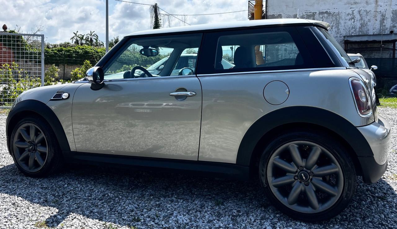 Mini Mini 1.6 16V Cooper D