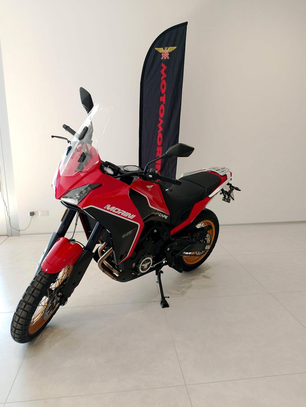 Moto Morini X-Cape 649 CERCHI ORO A RAGGI