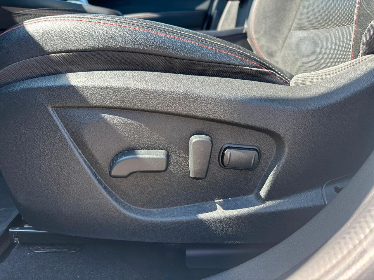Renault Arkana Hybrid E-Tech 145 CV R.S. Line