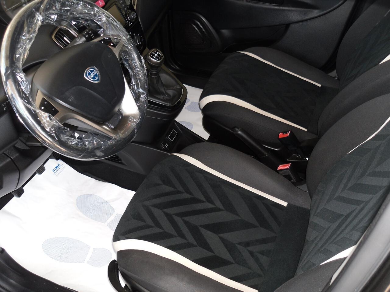 Lancia Ypsilon 1.2 69 CV GPL Ecochic