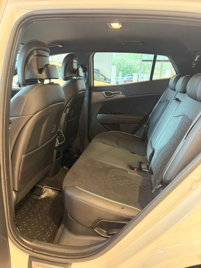 KIA Sportage 1.6 TGDi HEV AWD AT GT-line