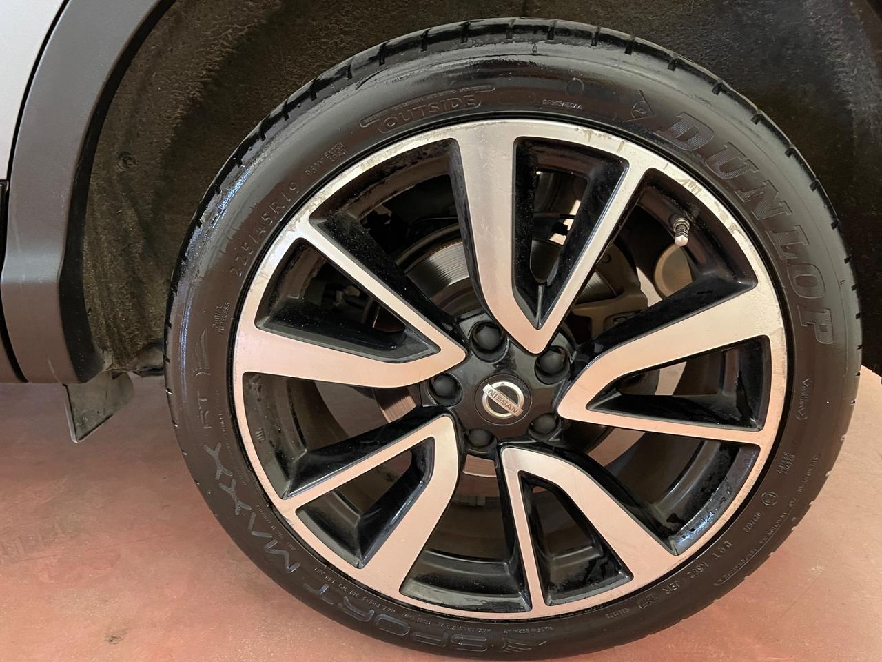 Nissan Qashqai 1.6 dCi X-Tronic 2WD TEKNA