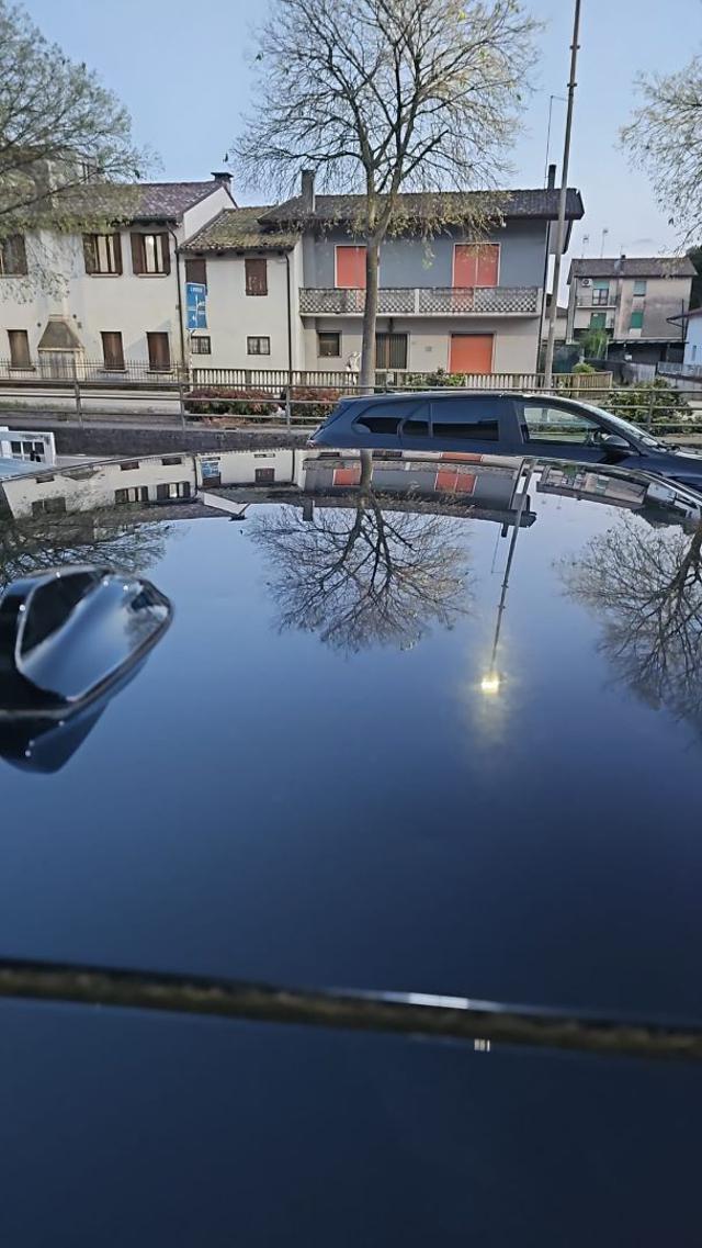 VOLVO V70 D3 Geartronic Momentum