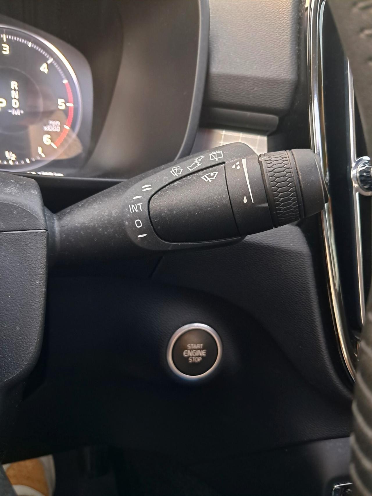 Volvo XC40-2.0-150CV*TETTO*CAM360°*LED*NAVI