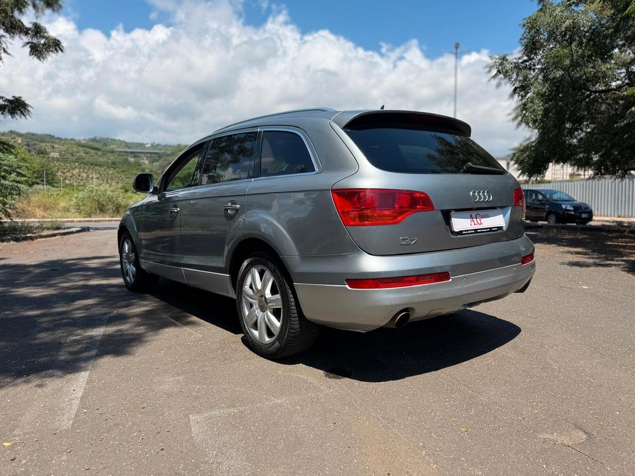 Audi Q7 3.0 V6 TDI 233CV quattro tiptronic NO SUPER BOLLO - 7 POSTI