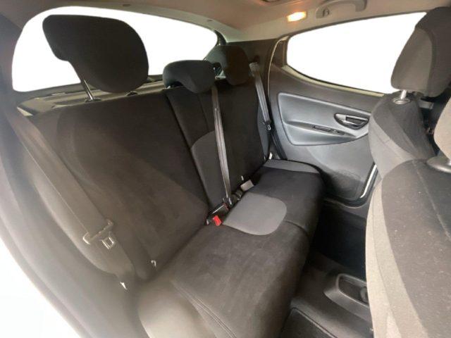 LANCIA Ypsilon 0.9 TwinAir 85 CV 5 porte S&S DFN Gold