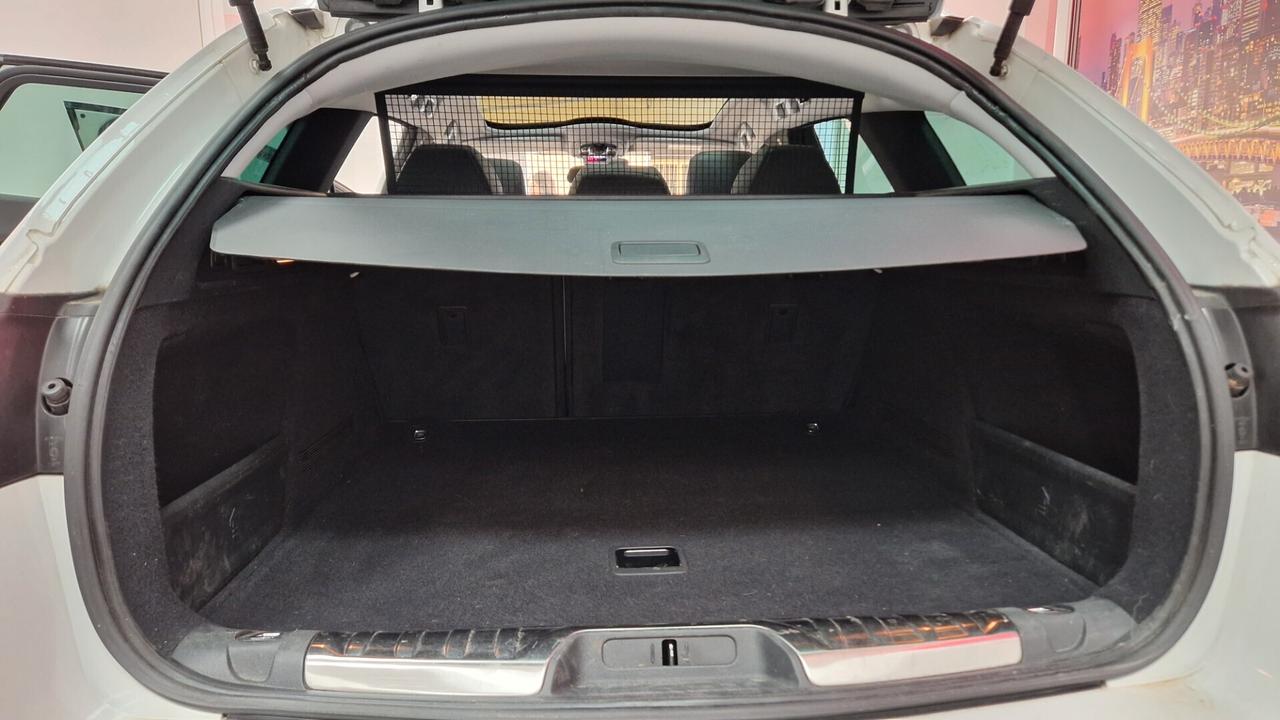 Peugeot 508 BlueHDi 120 EAT6 S&S SW Allure