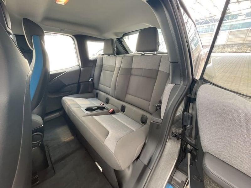BMW i3 120AH ADVANTAGE