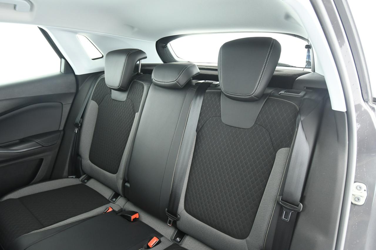 OPEL Grandland X 1.5 ecotec Elegance s&s 130cv at8 NEOPATENTATI+APP CONNECT