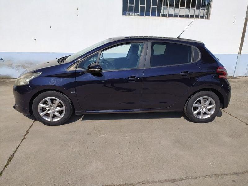 Peugeot 208 1.4 hdi Business NAV