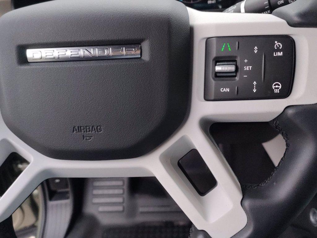 LAND ROVER Defender (2019) LAND ROVER 110 3.0D I6 200 CV AWD Auto S del 2025