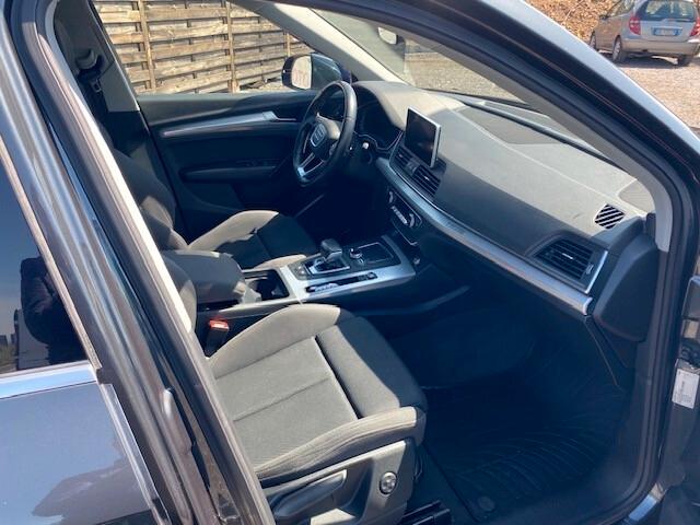 Audi Q5 2.0 TDI quattro S tronic Business Sport
