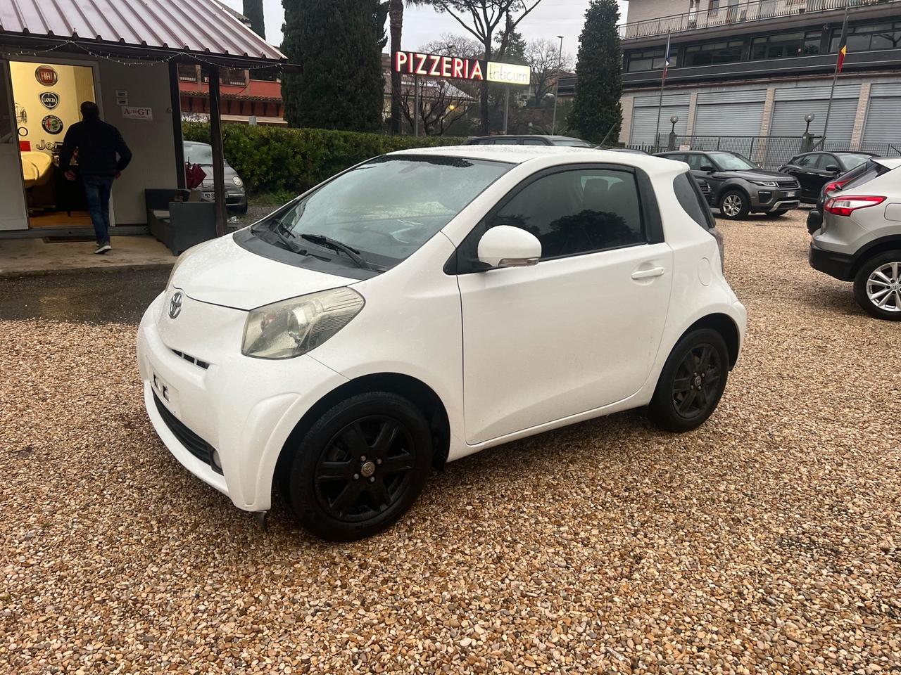 Toyota iQ 1.0 Sol