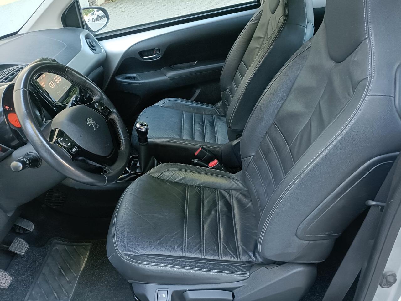 Peugeot 108 VTi 68 3 porte Allure TOP!