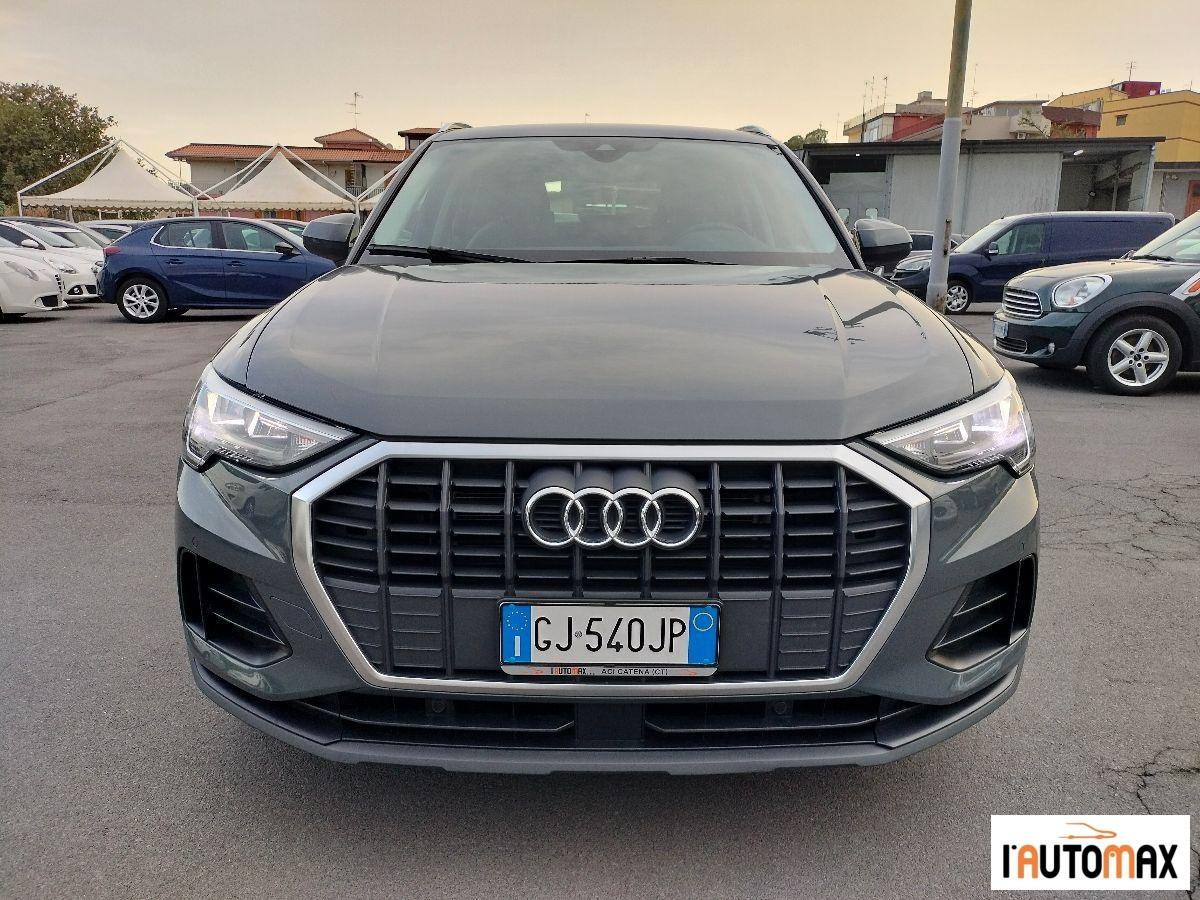 AUDI - Q3 - 35 TDI S tronic Business