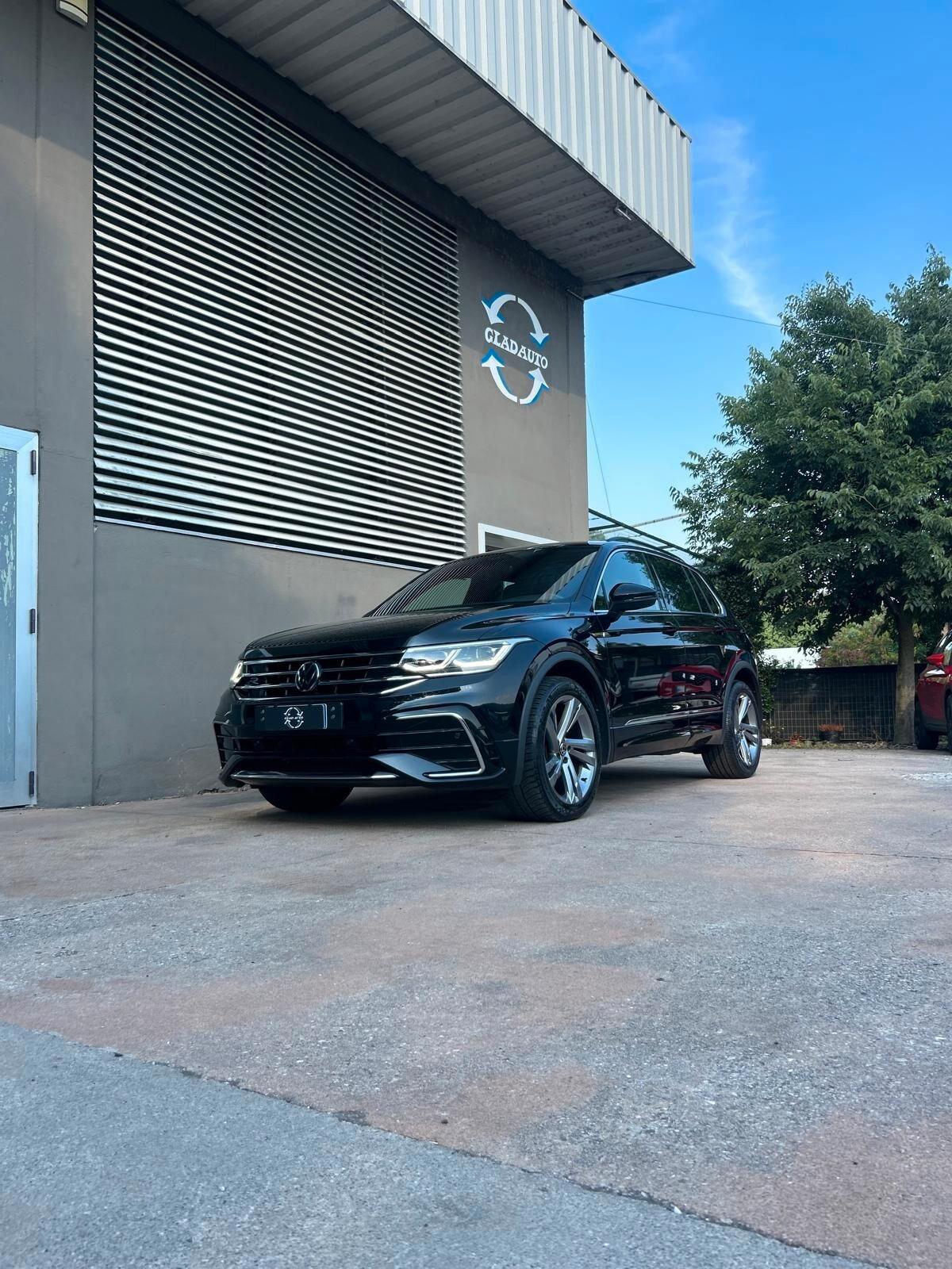 Volkswagen Tiguan 2.0 tdi R-Line 150cv dsg - FULL OPTIONAL