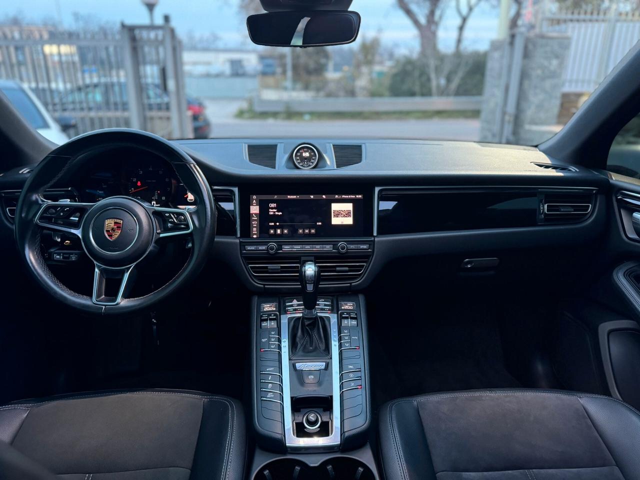 Porsche Macan 2.0 245CV TETTO APRIBILE