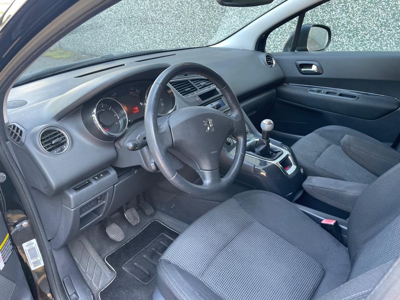 Peugeot 5008 1.6 VTi 120CV*7 posti*Neopatentati*
