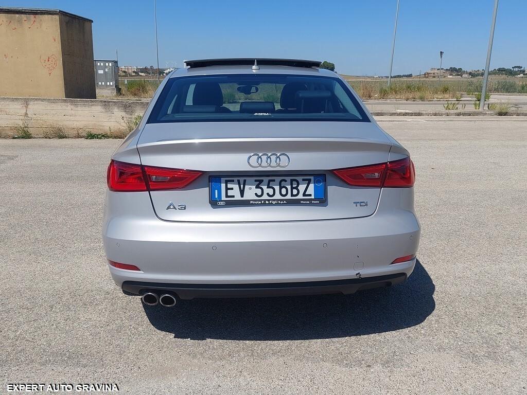 AUDI A3 SEDAN **TETTO APRIBILE**