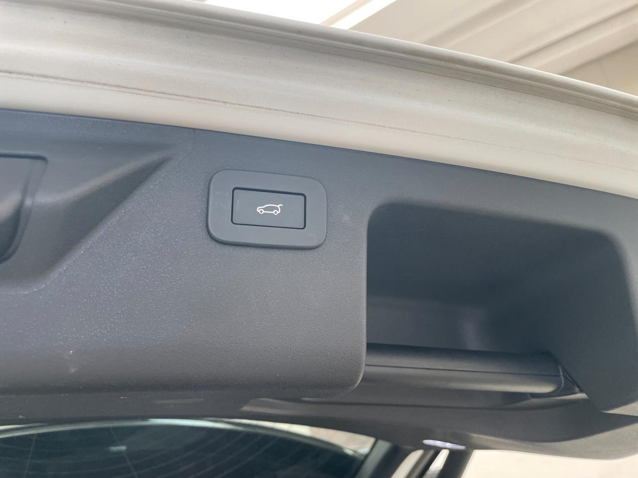 Land Rover Discovery Sport 2.0 TD4 163 CV AWD Auto Urban Edition