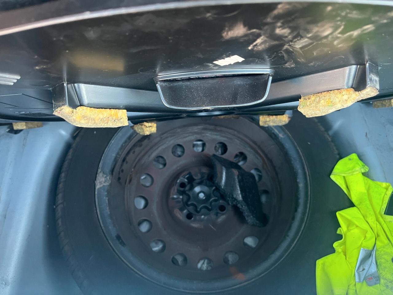 Toyota Aygo 1.0 12V VVT-i 5 porte Sol Connect Red Edition NEOPATENTATI