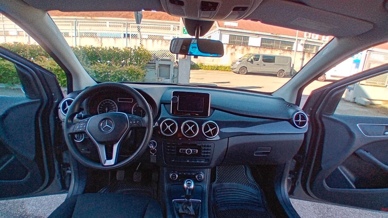 Mercedes-benz B 180 CDI BlueEFFICIENCY Executive