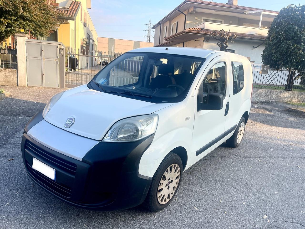 Fiat Fiorino 1.3 MJT 95CV Combi Semivetrato Neopatentati 5 posti 2011