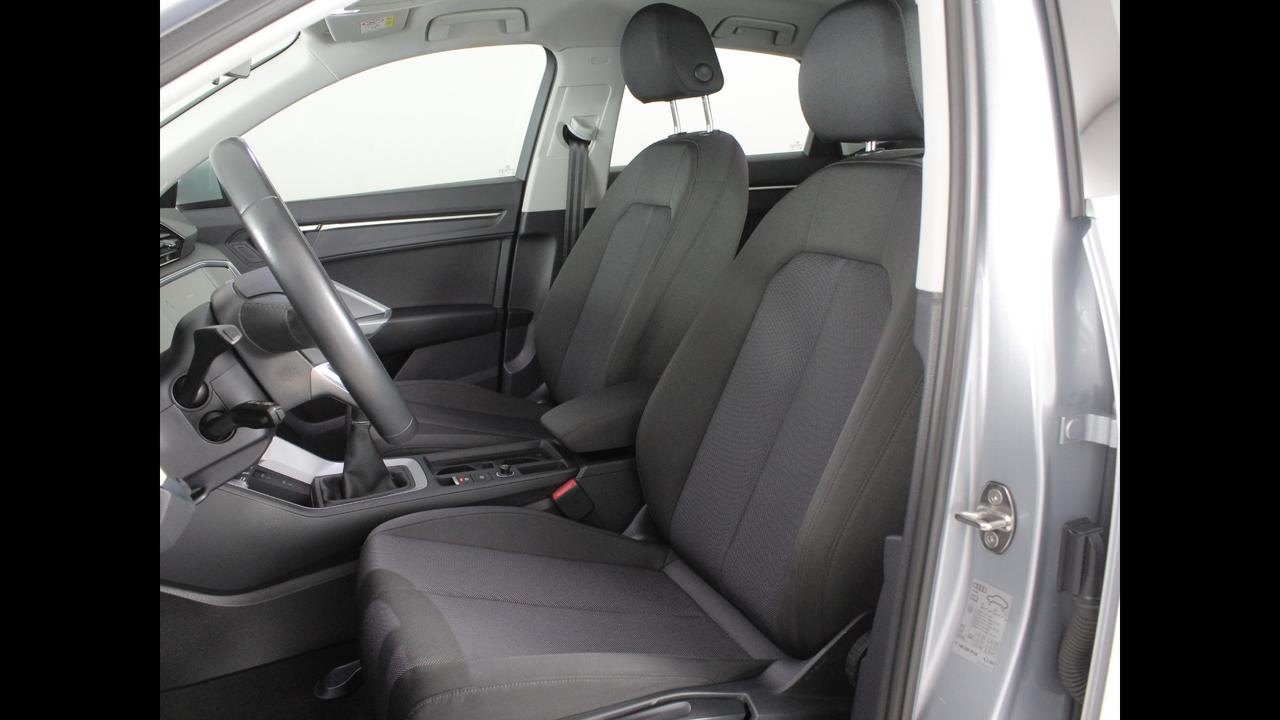 AUDI Q3 2019 Sportback - Q3 Sportback 35 2.0 tdi Business Plus