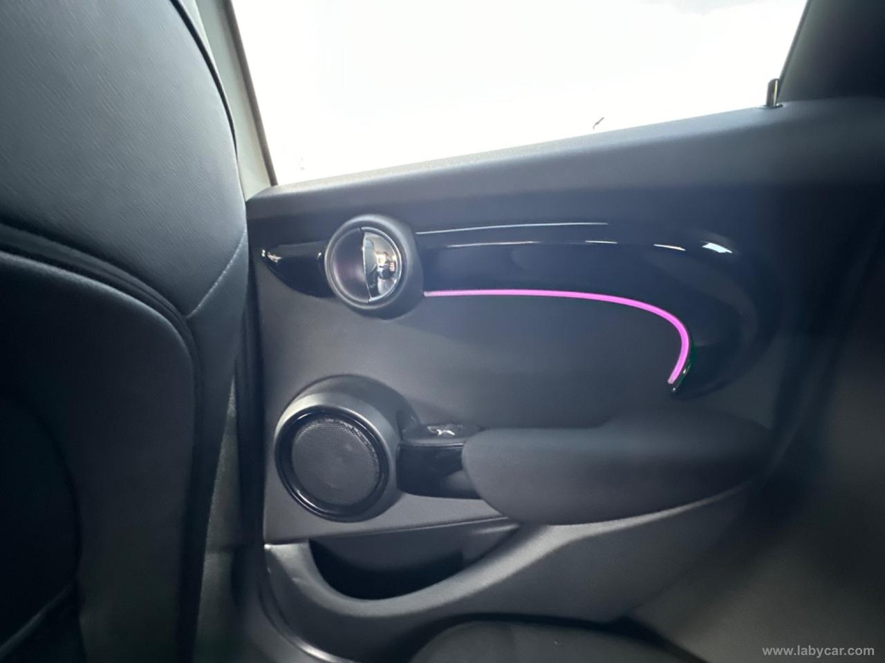 MINI Mini Cooper Classic 5 porte