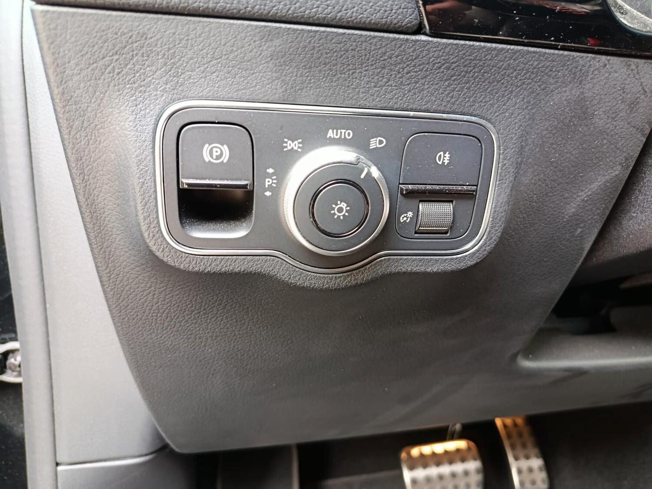 Mercedes-benz GLA 200 d Automatic AMG Line Premium Plus