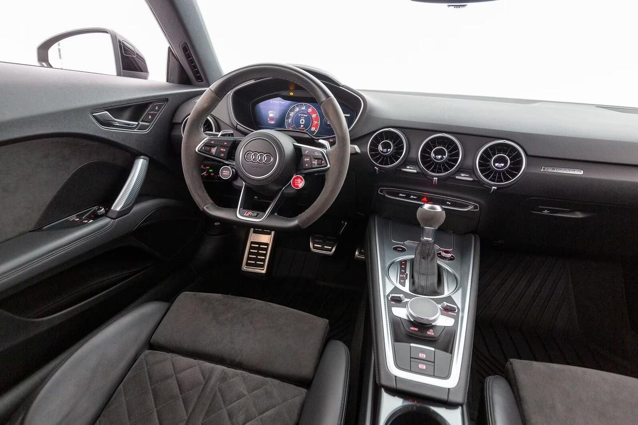 Audi TT RS Coupé 2.5 TFSI quattro S tronic virtiual pdc