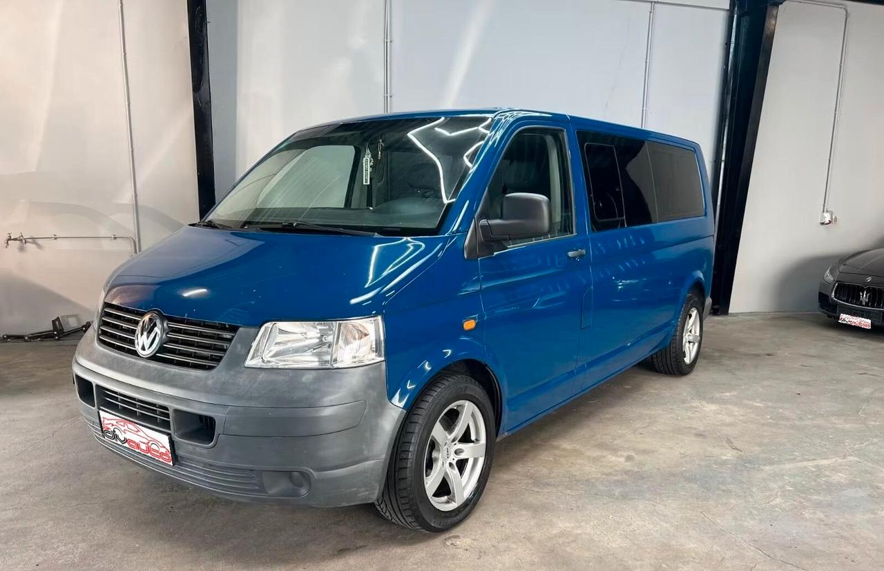 Volkswagen T5 Caravelle 7 POSTI