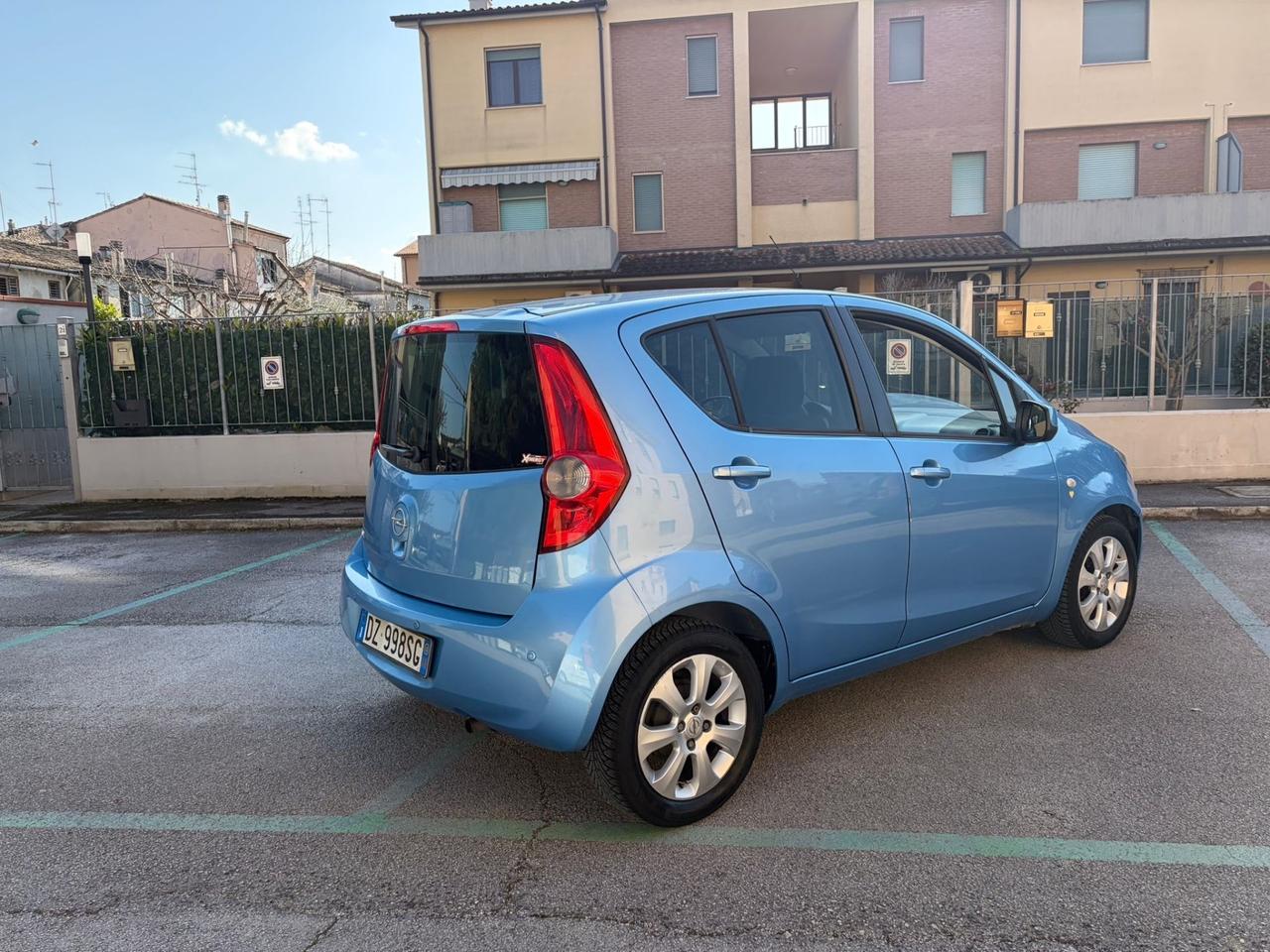 Opel Agila benzina neopatentati multispazio