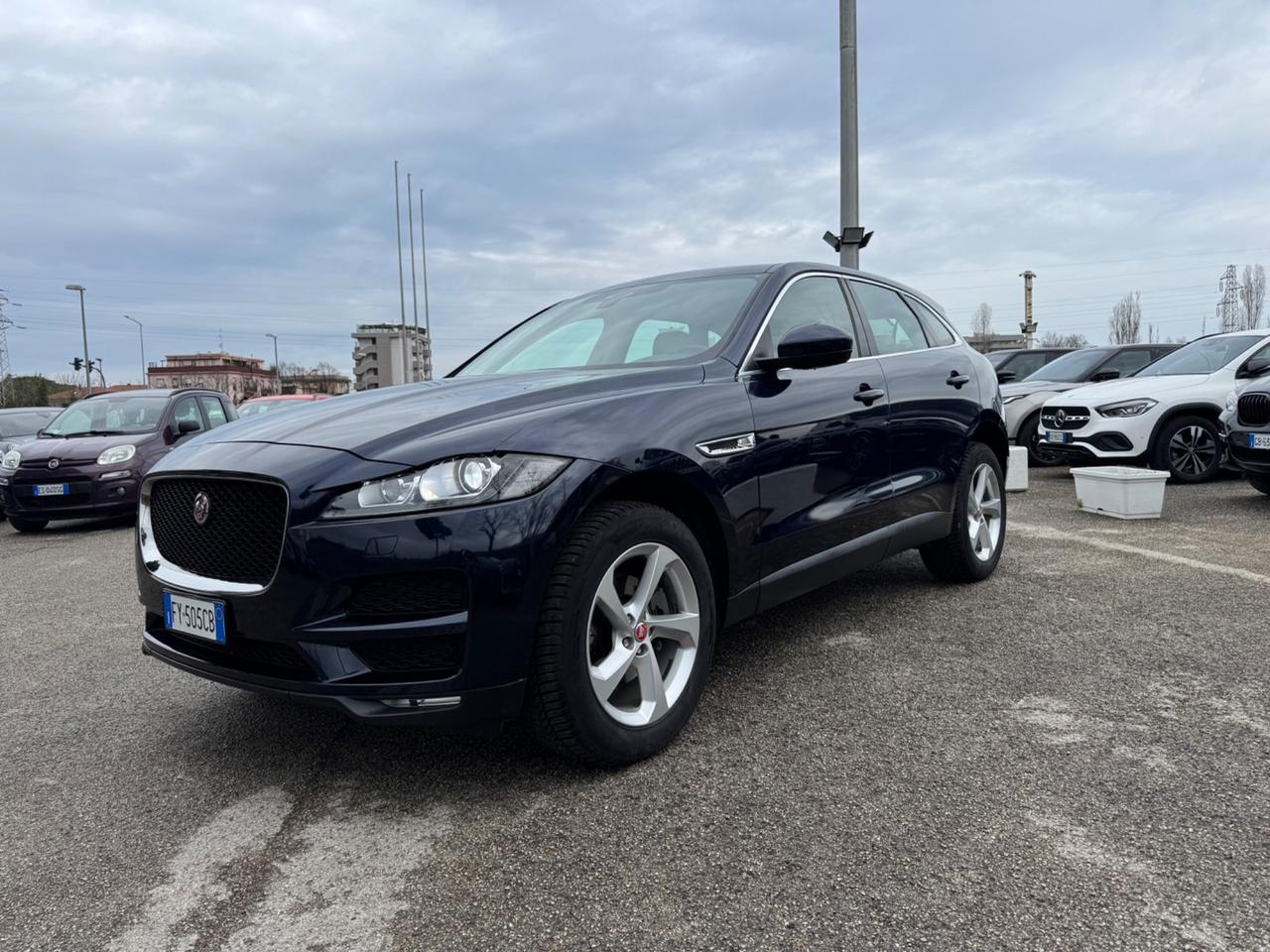 Jaguar F-Pace 2.0 D 180 CV AWD aut. Pure