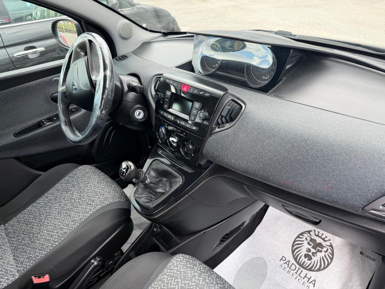 Lancia Ypsilon 1.2 69 CV 5 porte S&S Elefantino Blu