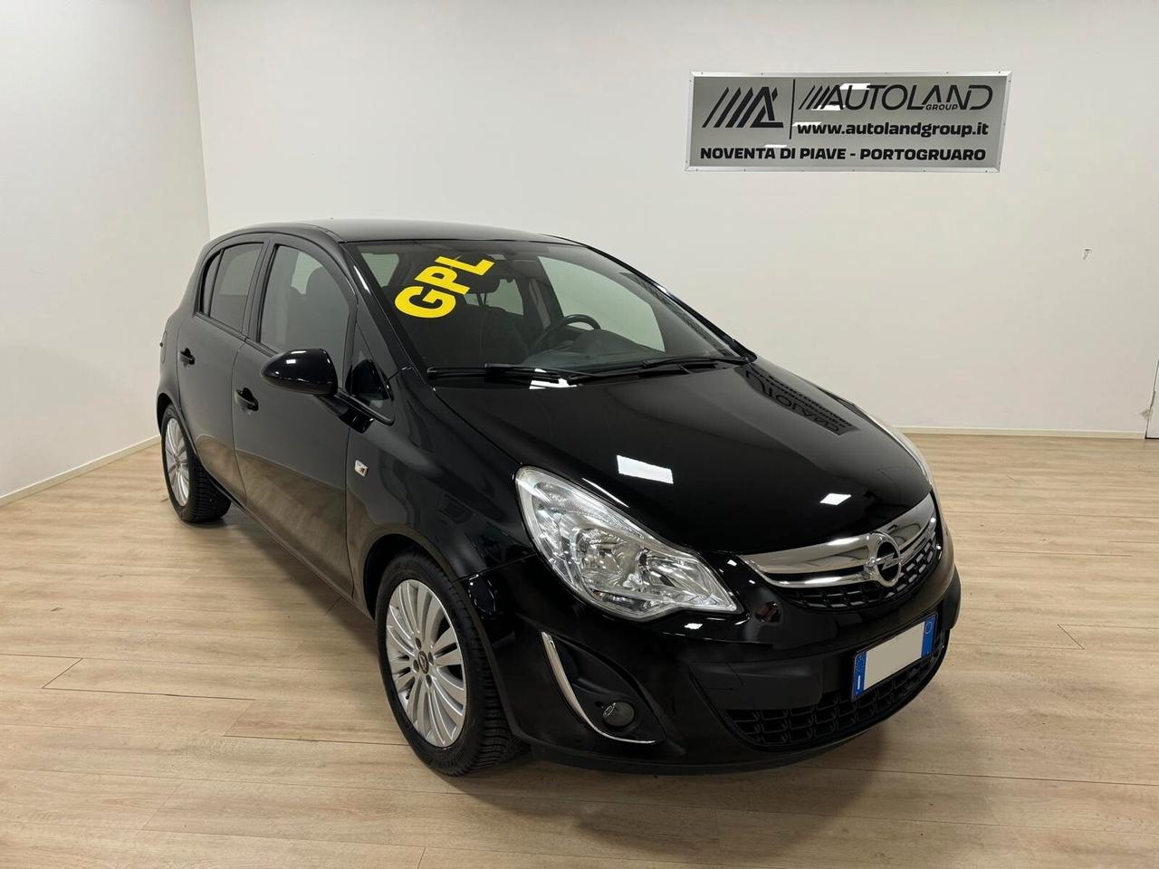 Opel Corsa 1.2 85CV 5 porte GPL