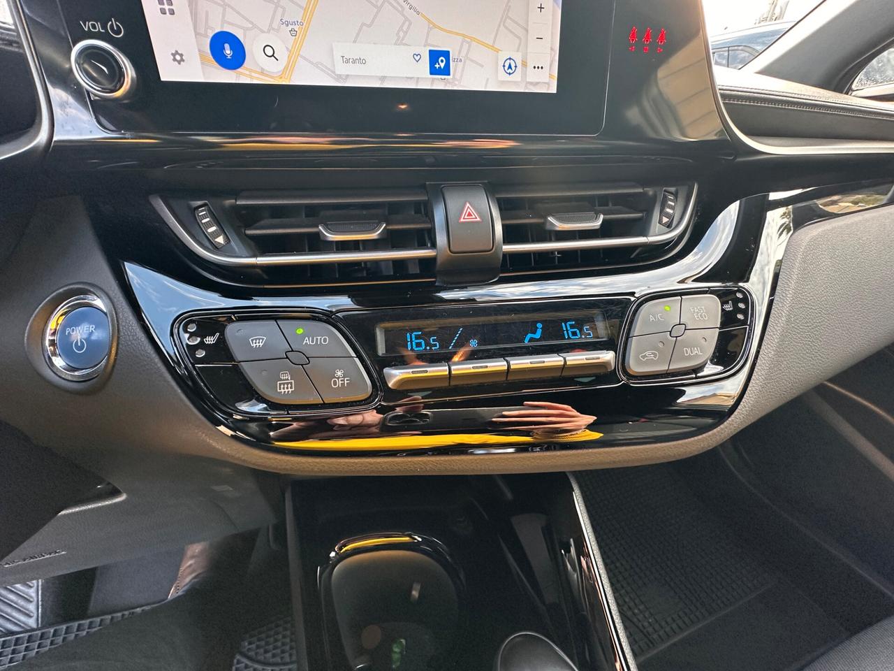 Toyota C-HR 2.0 Hybrid E-CVT Lounge