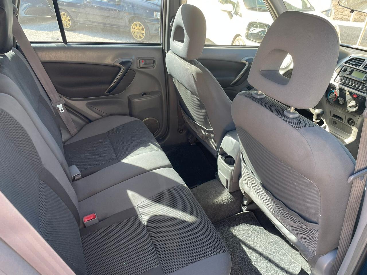 Toyota RAV 4 2.0 D-4D - 2002