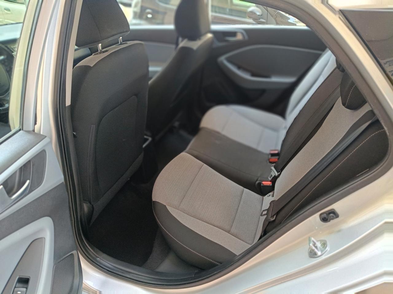 HYUNDAI I20 1.1 Diesel 75CV-NEOPATENTATI-Euro7790