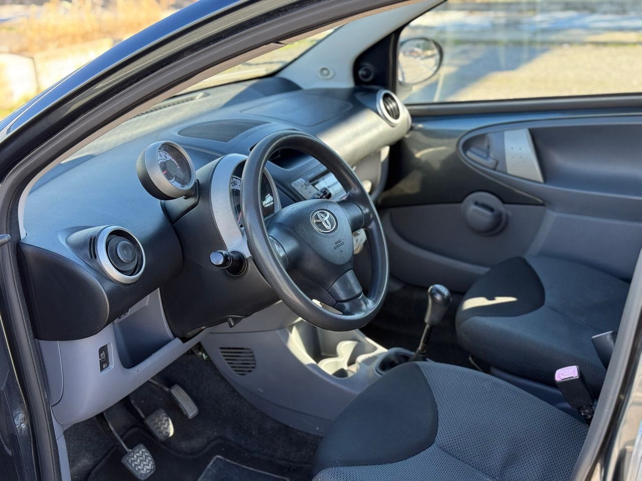 Toyota Aygo 1.0 12V VVT-i 5 porte