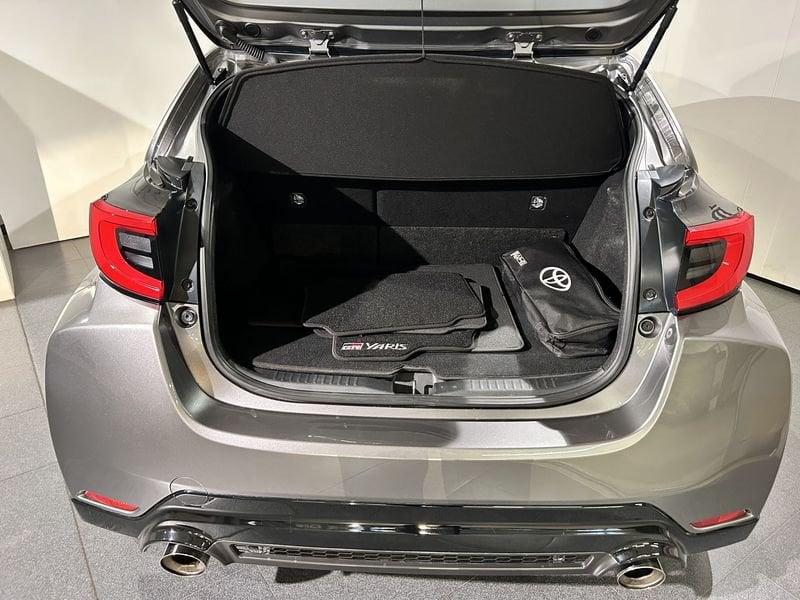 Toyota GR Yaris GR Yaris Circuit AWD i-MT 6 marce