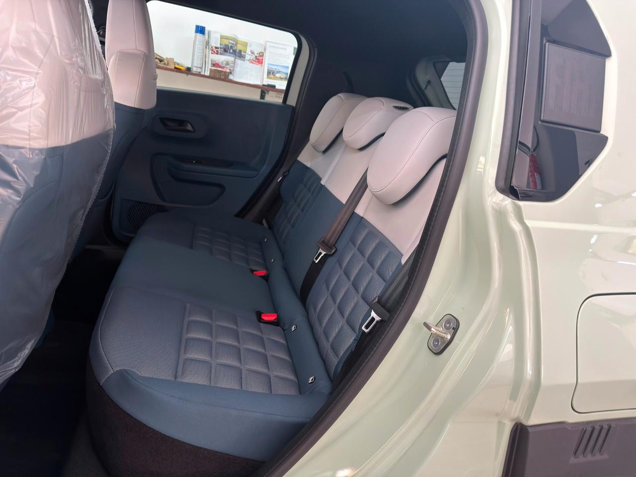Fiat Grande Panda 1.2 Hybrid 110 CV S&S La Prima Km0