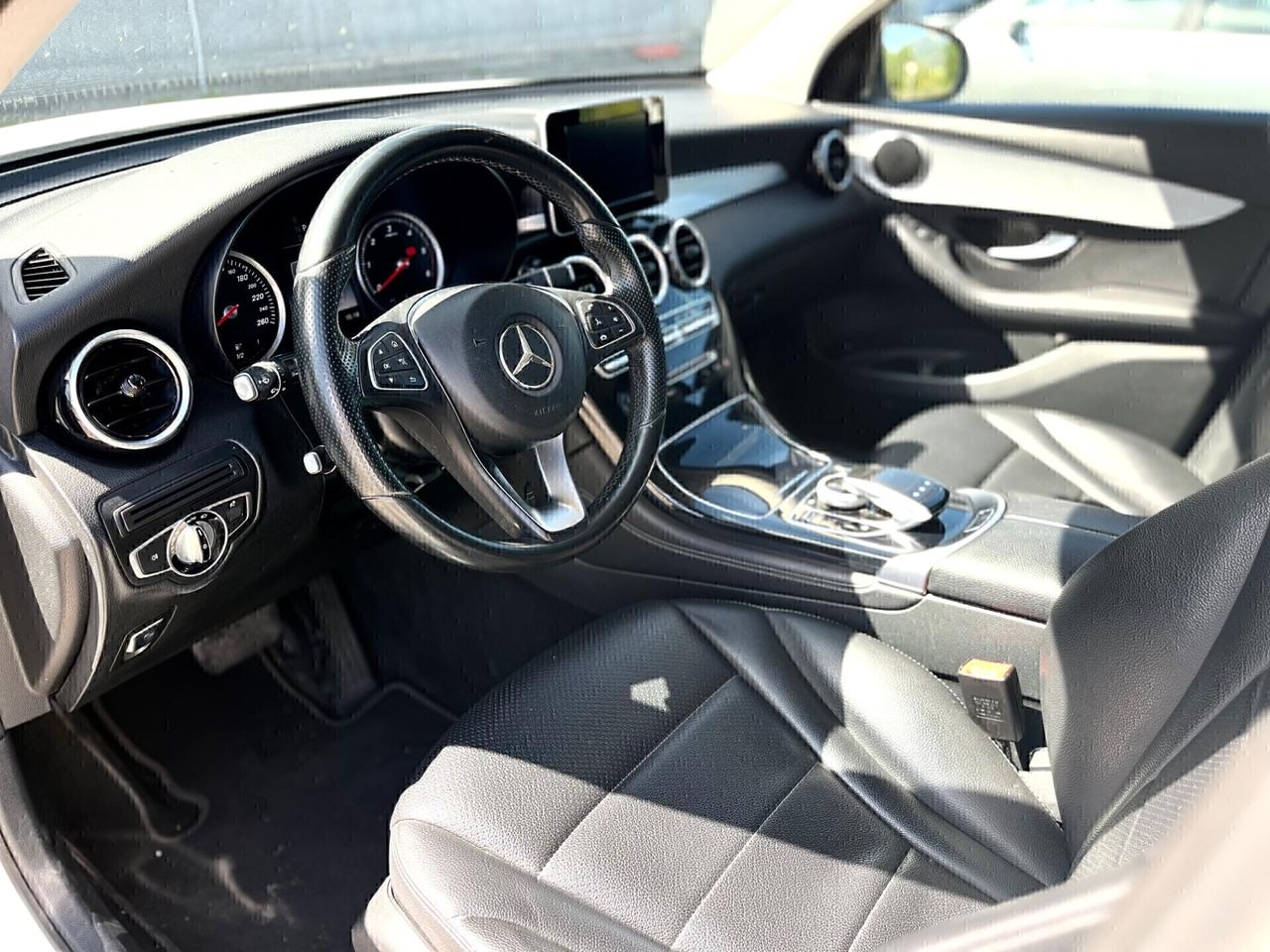 Mercedes-benz GLC 220d 4Matic Premium UNIPRO